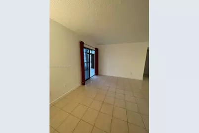 809 NE 199th St #105-7, Miami, FL 33179 - Photo 5