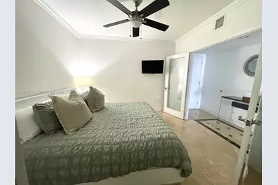 [Address not provided], Hallandale Beach, FL 33009 - Photo 21