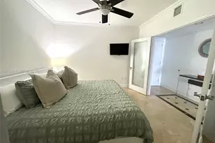 [Address not provided], Hallandale Beach, FL 33009 - Photo 21