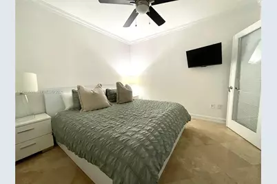 [Address not provided], Hallandale Beach, FL 33009 - Photo 19