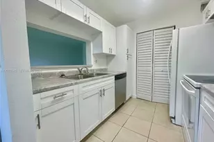 4044 NW 87th Ave, Sunrise, FL 33351 - Photo 5