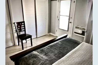 900 SW 11th Ave #17C, Hallandale Beach, FL 33009 - Photo 9
