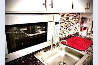900 SW 11th Ave #17C, Hallandale Beach, FL 33009 - Photo 17