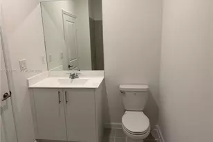 2384 SE 29th Dr, Homestead, FL 33035 - Photo 17