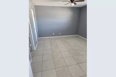 8040 N Colony Cir N #107, Tamarac, FL 33321 - Photo 5