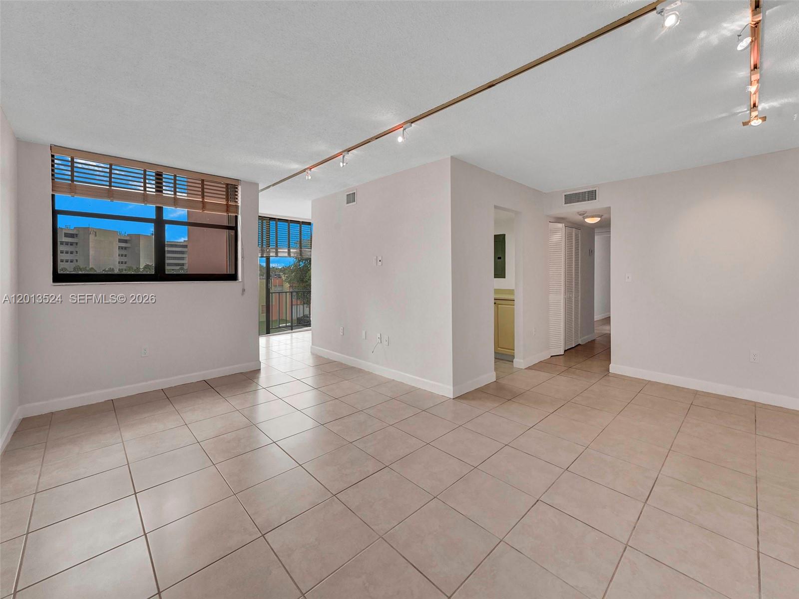 9420 W Flagler St #312 - 9420 W Flagler St #312, Miami, FL 33174 Luxury Property | Jose Angel Pina