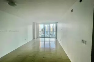 55 SE 6th St, Miami, FL 33131 - Photo 5