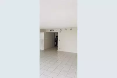 1901 Brickell Ave #B906, Miami, FL 33129 - Photo 3