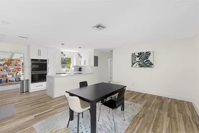 2716 NW 3rd Ave, Wilton Manors, FL 33311 - Photo 9