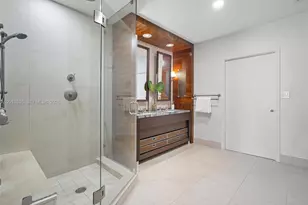 6799 Collins Ave, Miami Beach, FL 33141 - Photo 17