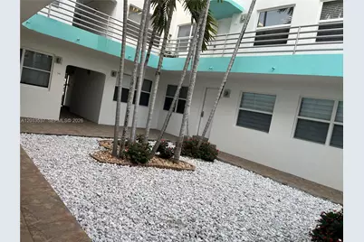 326 Wilson St #105, Hollywood, FL 33019 - Photo 5