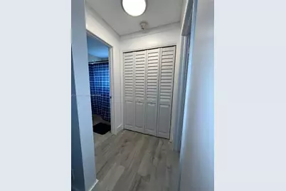326 Wilson St #105, Hollywood, FL 33019 - Photo 19