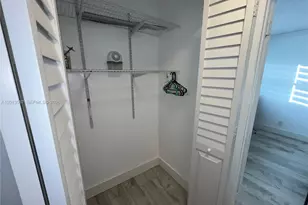 326 Wilson St, Hollywood, FL 33019 - Photo 21