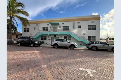 326 Wilson St #105, Hollywood, FL 33019 - Photo 3