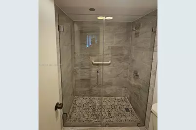 900 Saint Charles Pl #520, Pembroke Pines, FL 33026 - Photo 9