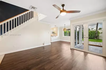 829 NW 99th Ave, Plantation, FL 33324 - Photo 5