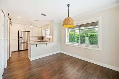 829 NW 99th Ave, Plantation, FL 33324 - Photo 7