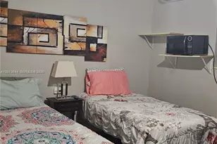 830 NE 159th St, North Miami Beach, FL 33162 - Photo 7