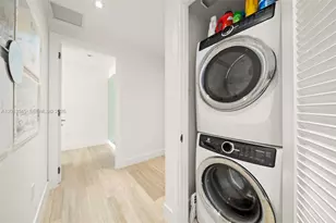 1451 Brickell Ave, Miami, FL 33131 - Photo 27