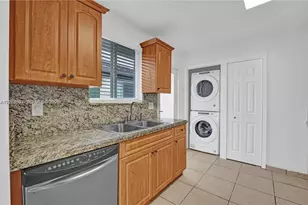 2747 SW 17th St, Miami, FL 33145 - Photo 7