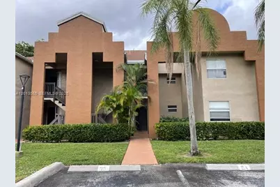 526 SW 113th Way #526, Pembroke Pines, FL 33025 - Photo 13