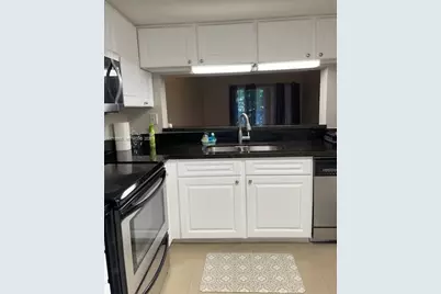 526 SW 113th Way #526, Pembroke Pines, FL 33025 - Photo 1