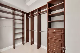 19900 E Country Club Dr, Aventura, FL 33180 - Photo 9