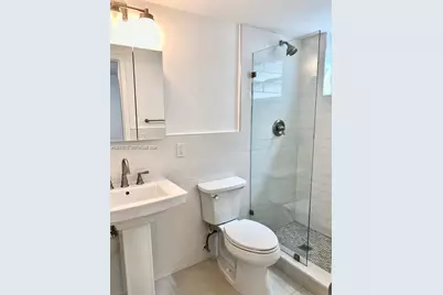 517 Menendez Ave #-, Coral Gables, FL 33146 - Photo 17