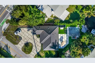 2406 Gulfstream Ln, Fort Lauderdale, FL 33312 - Photo 7