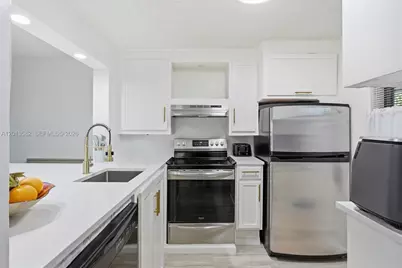 5501 Lakeside Dr #204, Margate, FL 33063 - Photo 3
