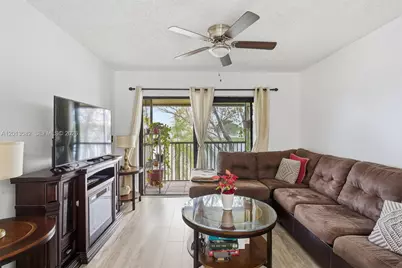 5501 Lakeside Dr #204, Margate, FL 33063 - Photo 5