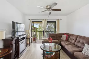 5501 Lakeside Dr, Margate, FL 33063 - Photo 5