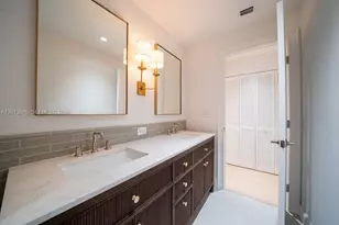 1550 S Greenway Dr, Coral Gables, FL 33134 - Photo 31