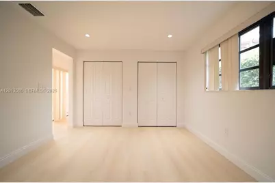 1550 S Greenway Dr, Coral Gables, FL 33134 - Photo 39