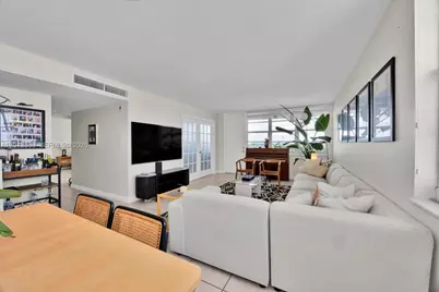 2016 Bay Dr #604, Miami Beach, FL 33141 - Photo 7