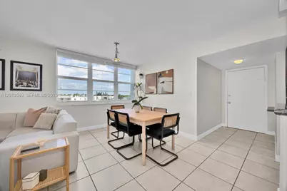 2016 Bay Dr #604, Miami Beach, FL 33141 - Photo 9