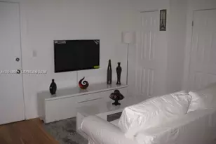 1611 Michigan Ave, Miami Beach, FL 33139 - Photo 1