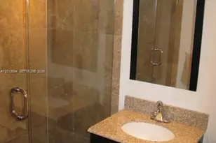 1611 Michigan Ave, Miami Beach, FL 33139 - Photo 11