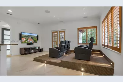 16763 NW 77th Path, Miami Lakes, FL 33016 - Photo 49