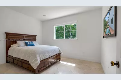 16763 NW 77th Path, Miami Lakes, FL 33016 - Photo 29
