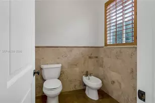 16763 NW 77th Path, Miami Lakes, FL 33016 - Photo 17