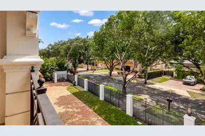 16763 NW 77th Path, Miami Lakes, FL 33016 - Photo 59