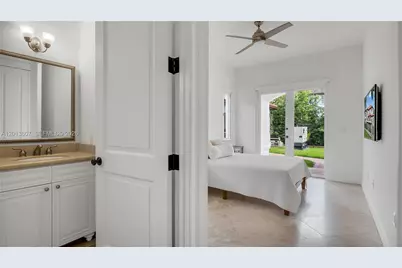 16763 NW 77th Path, Miami Lakes, FL 33016 - Photo 25