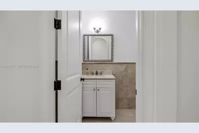 16763 NW 77th Path, Miami Lakes, FL 33016 - Photo 53