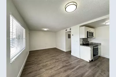 2325 Arthur St #2, Hollywood, FL 33020 - Photo 9