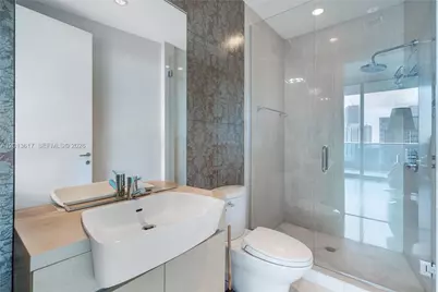 200 Biscayne Boulevard Way #4902, Miami, FL 33131 - Photo 13