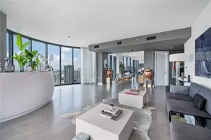 200 Biscayne Blvd Way, Miami, FL 33131 - Photo 3