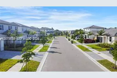 863 SE 26th Ter #0, Homestead, FL 33035 - Photo 25