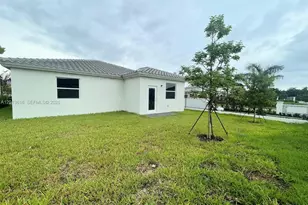 863 SE 26th Ter, Homestead, FL 33035 - Photo 19