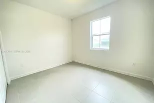 863 SE 26th Ter, Homestead, FL 33035 - Photo 15